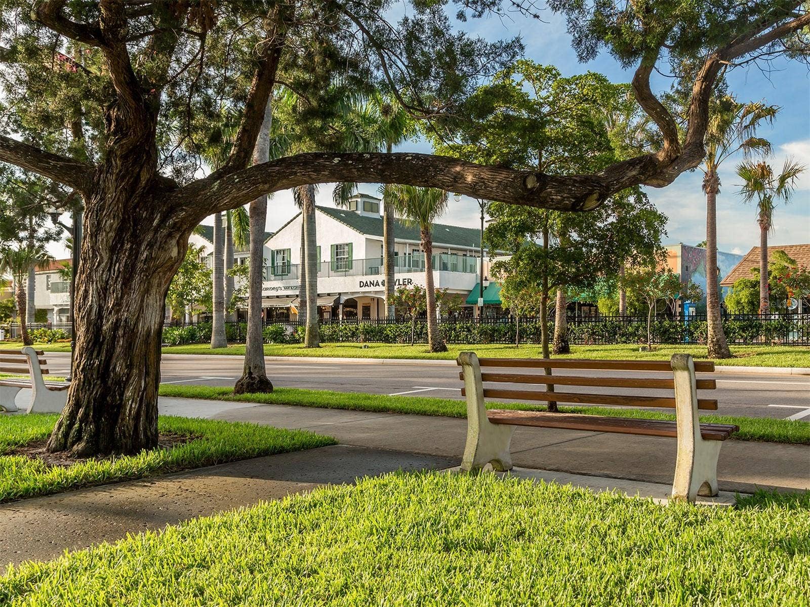 1555 TARPON CENTER DRIVE, #140, Venice, FL 34285