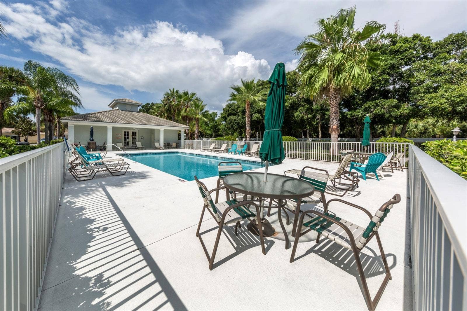 700 GARDENS EDGE DRIVE, #721, Venice, FL 34285