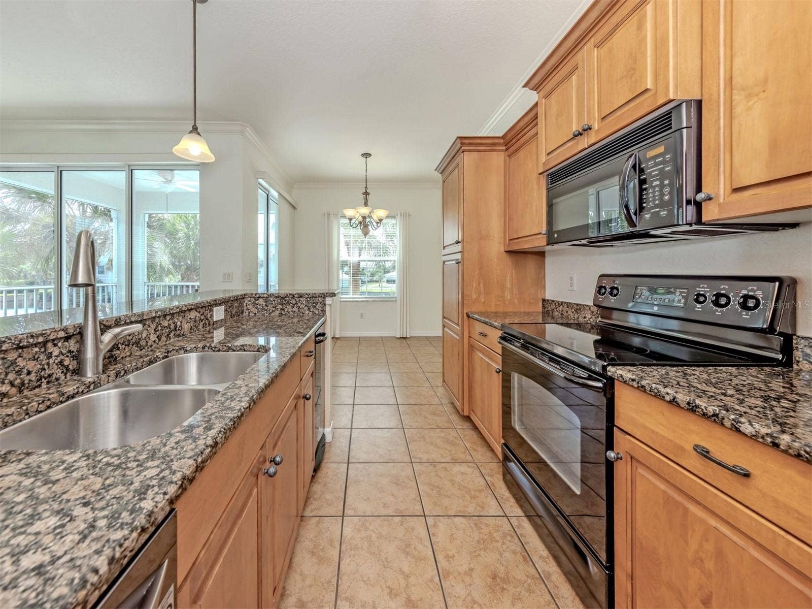 700 GARDENS EDGE DRIVE, #721, Venice, FL 34285