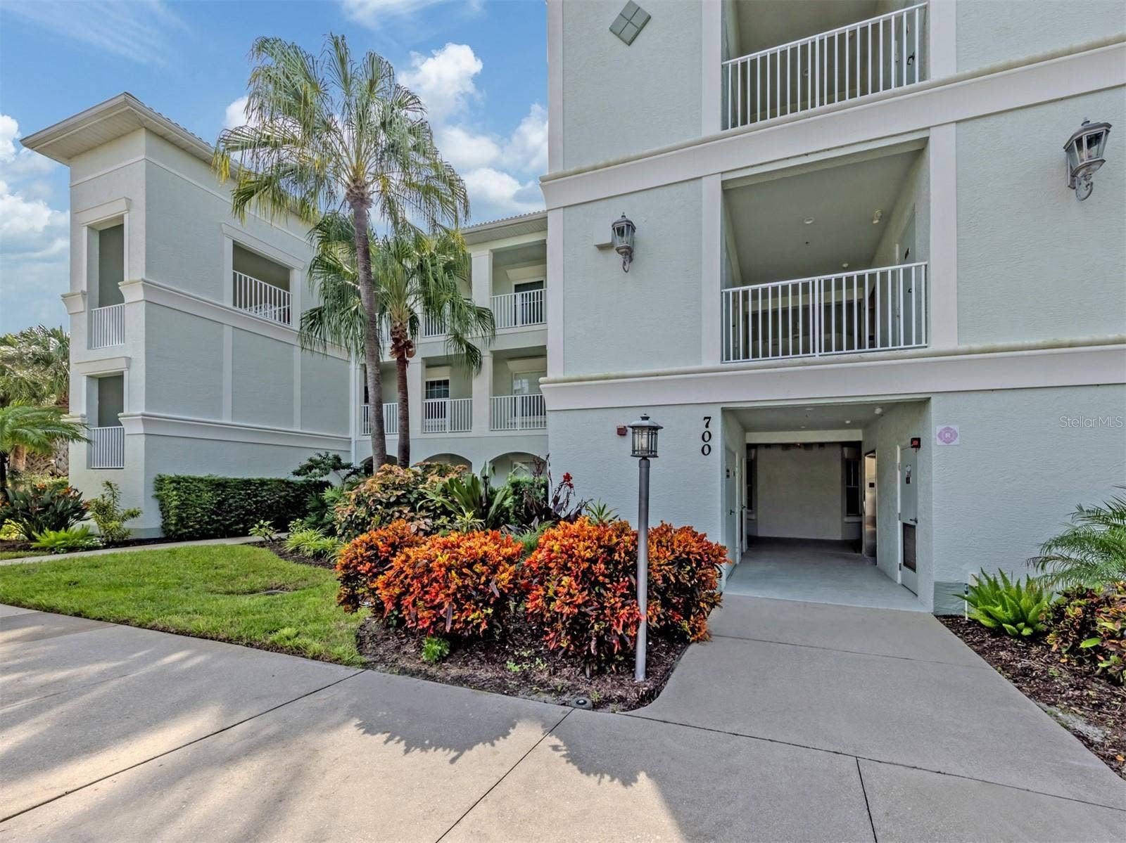 700 GARDENS EDGE DRIVE, #721, Venice, FL 34285