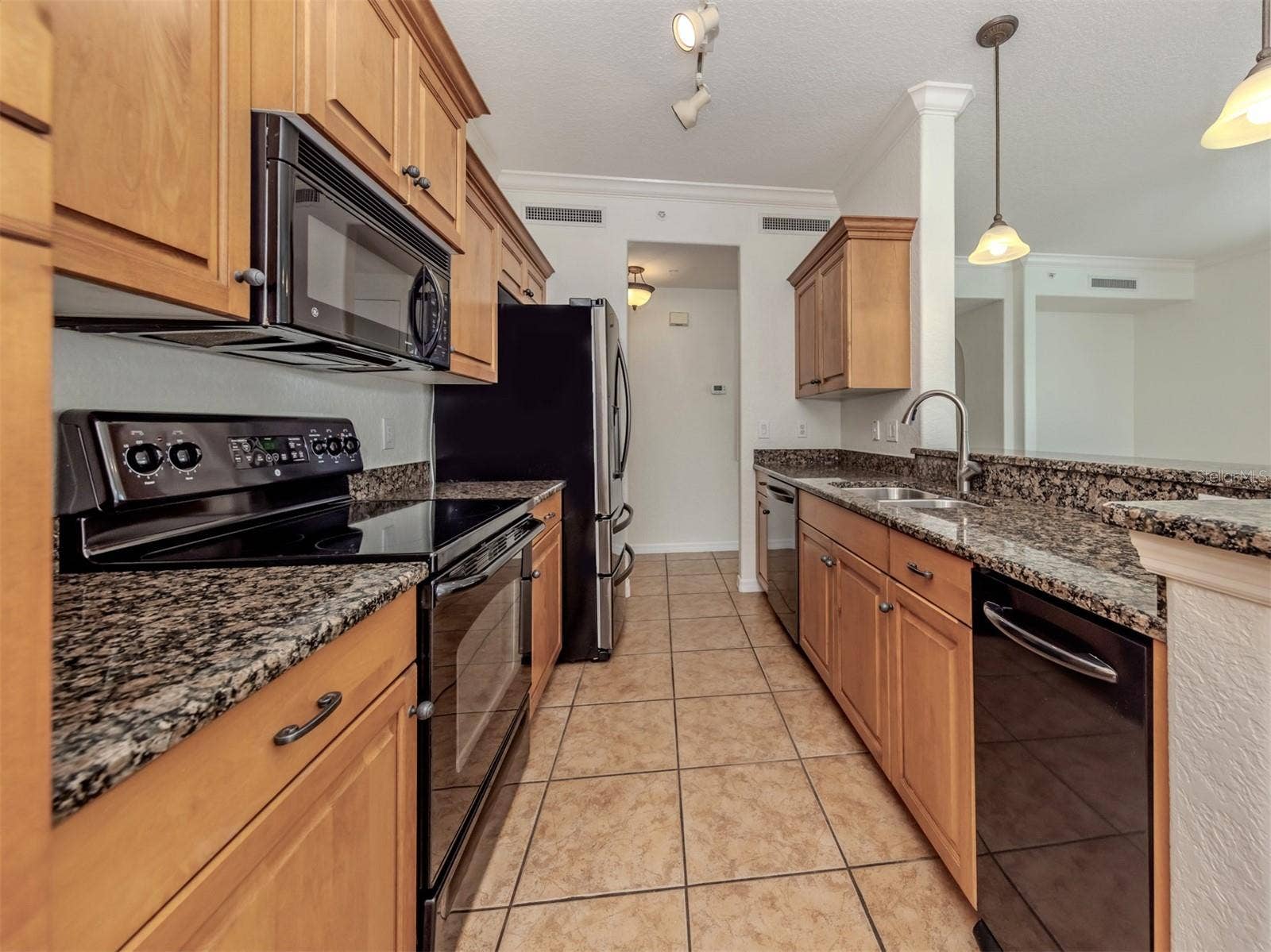 700 GARDENS EDGE DRIVE, #721, Venice, FL 34285