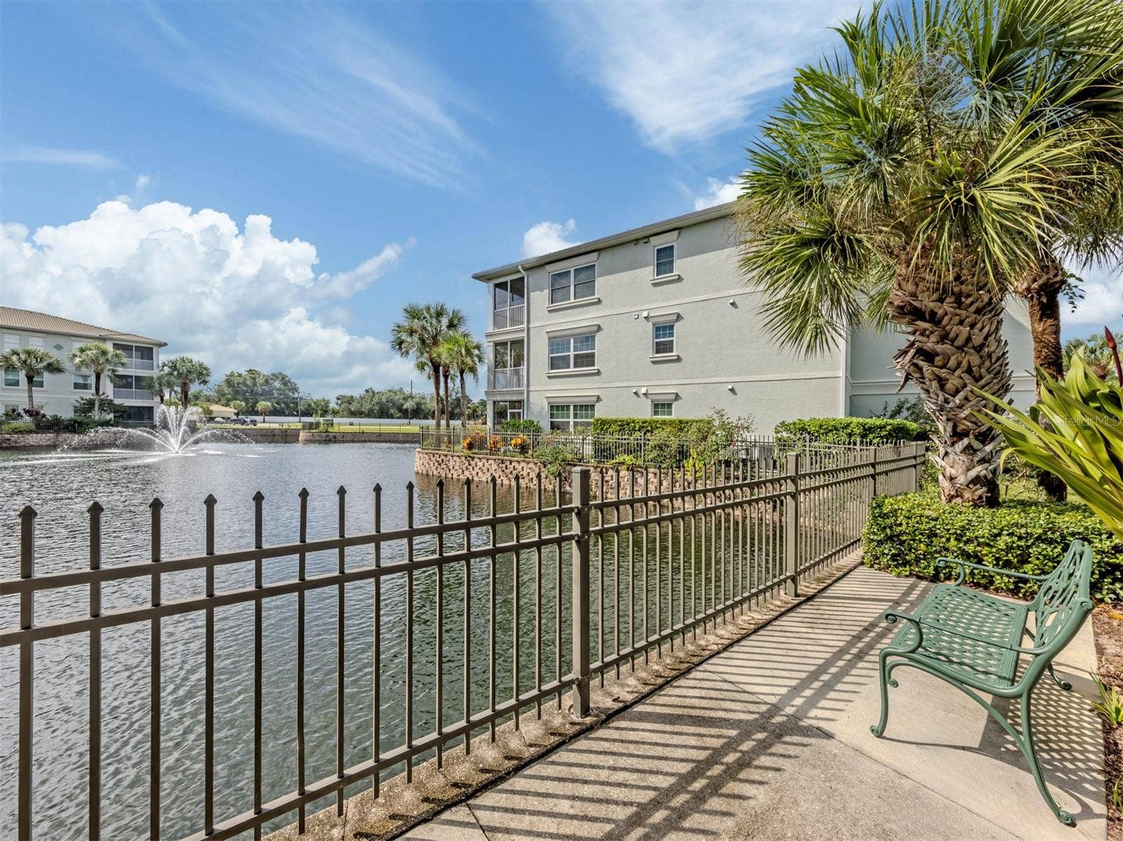 700 GARDENS EDGE DRIVE, #721, Venice, FL 34285