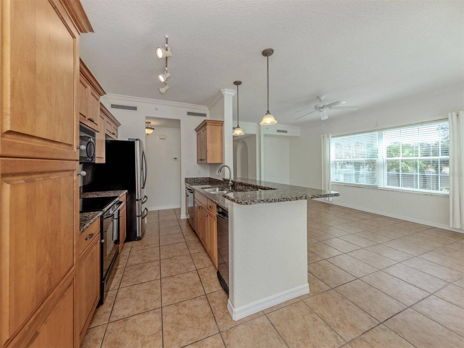 700 GARDENS EDGE DRIVE, #721, Venice, FL 34285