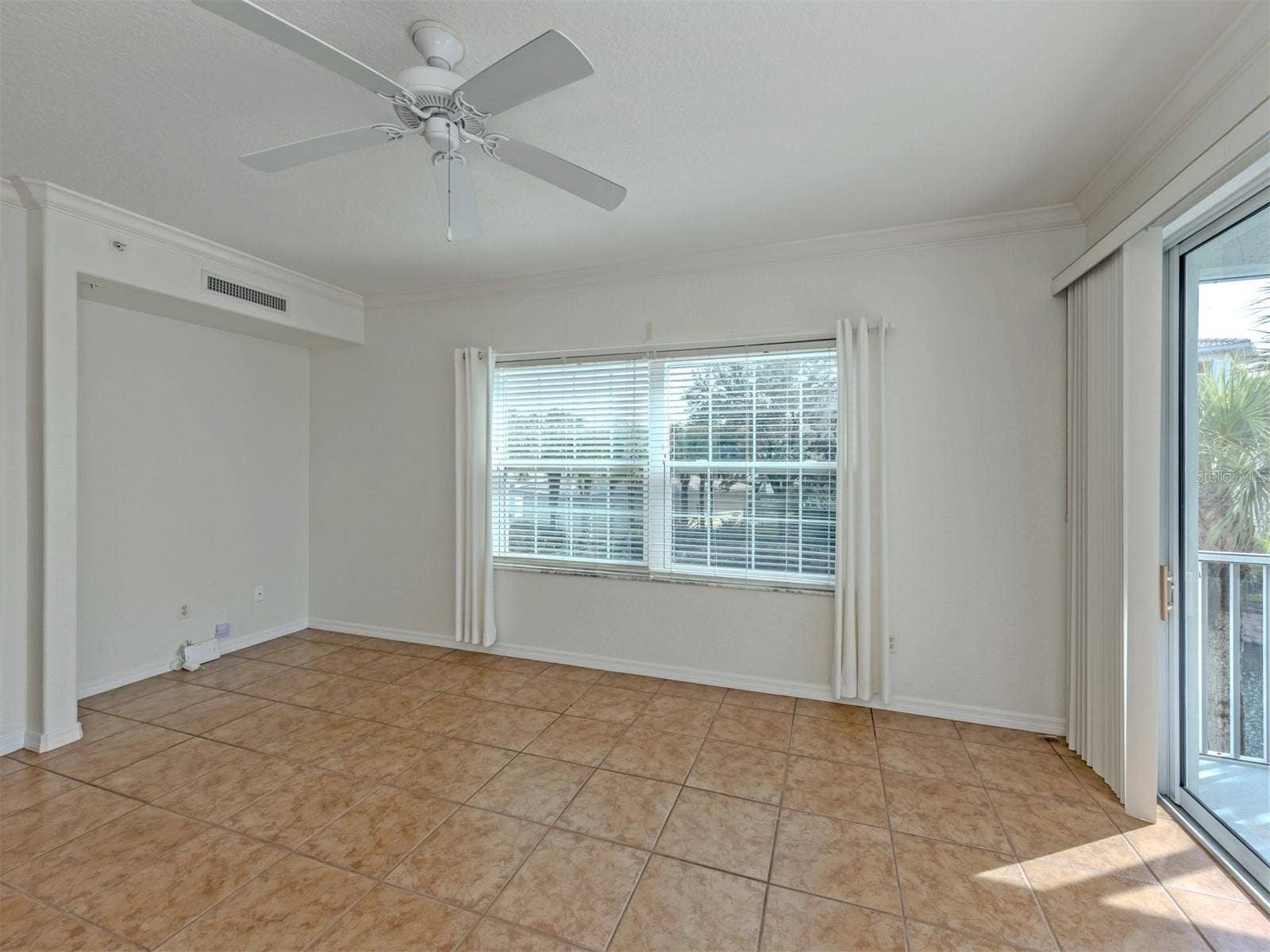 700 GARDENS EDGE DRIVE, #721, Venice, FL 34285