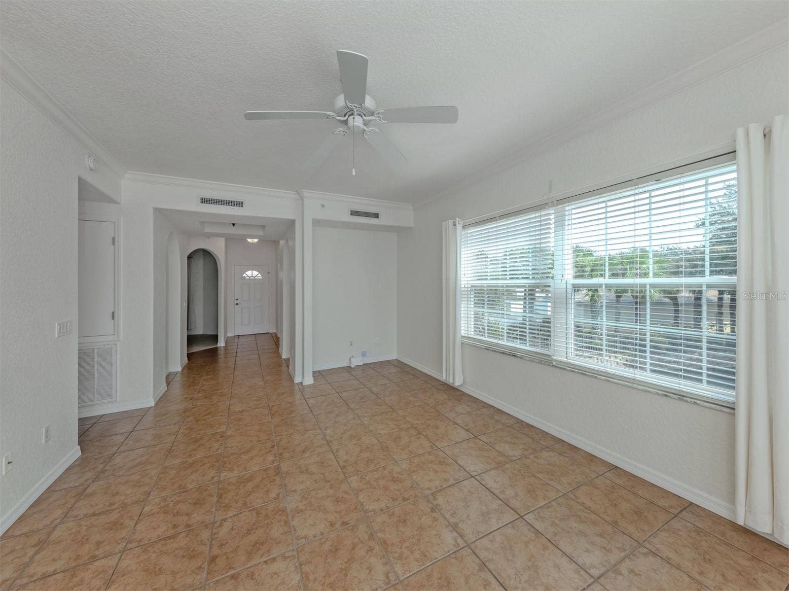 700 GARDENS EDGE DRIVE, #721, Venice, FL 34285