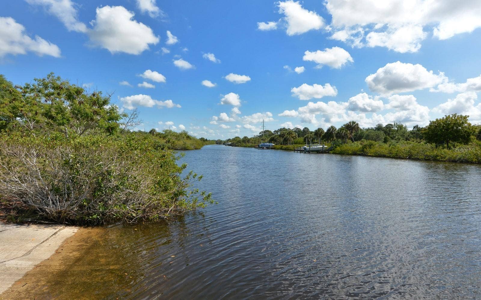 1568 VERMEER DRIVE, Nokomis, FL 34275 1568 VERMEER DRIVE, Nokomis, FL 34275