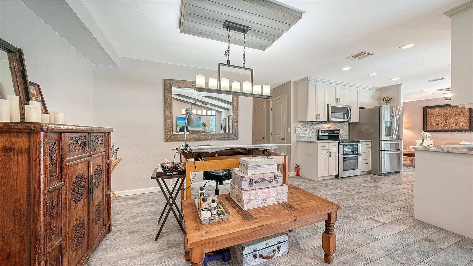 1568 VERMEER DRIVE, Nokomis, FL 34275 1568 VERMEER DRIVE, Nokomis, FL 34275