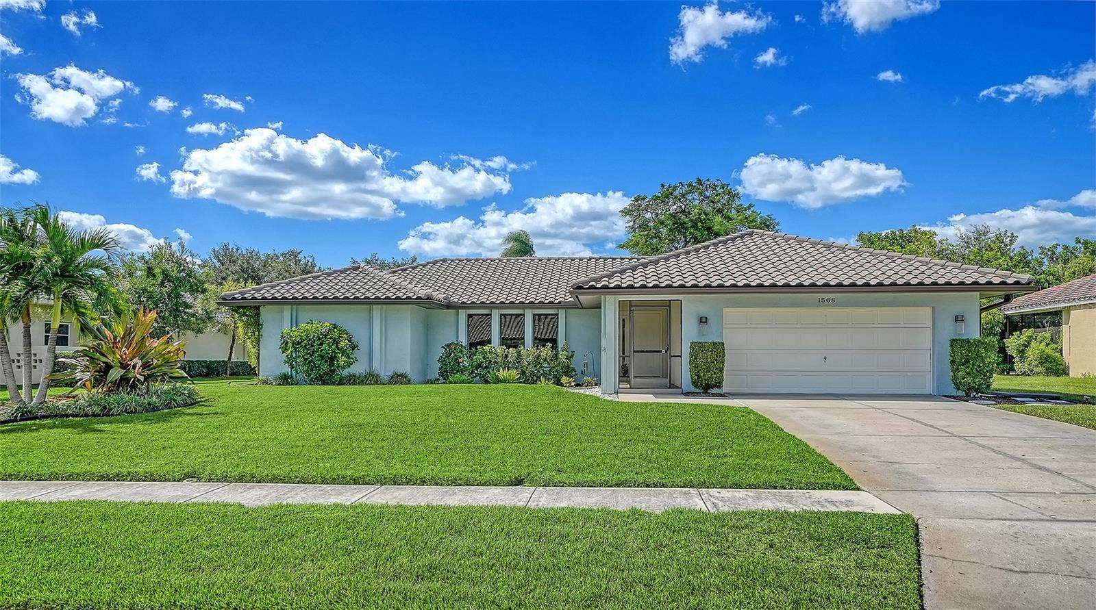 1568 VERMEER DRIVE, Nokomis, FL 34275 1568 VERMEER DRIVE, Nokomis, FL 34275