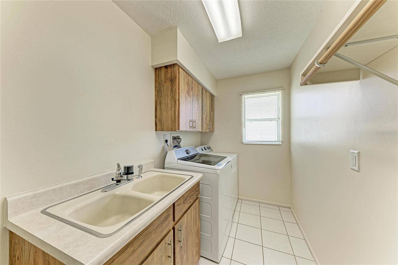 1602 VIKKI COURT, Venice, FL 34293 Laundryroom