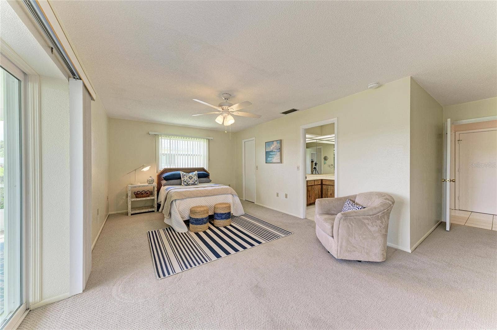 1602 VIKKI COURT, Venice, FL 34293 1602 VIKKI COURT, Venice, FL 34293