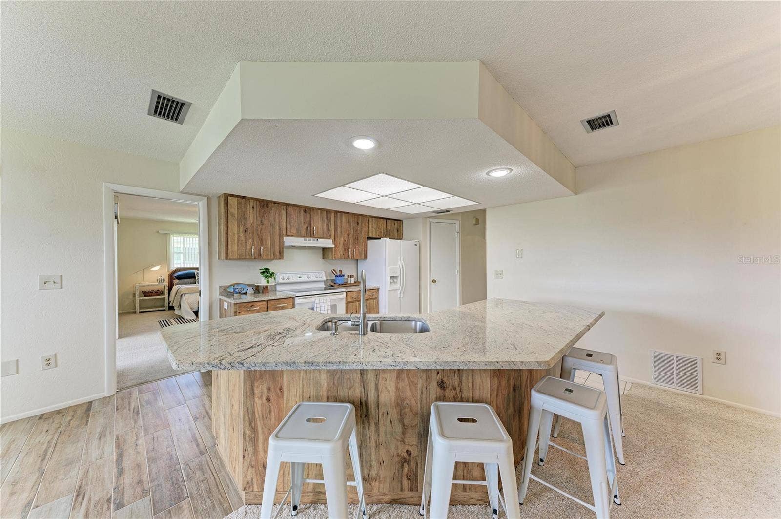 1602 VIKKI COURT, Venice, FL 34293 1602 VIKKI COURT, Venice, FL 34293