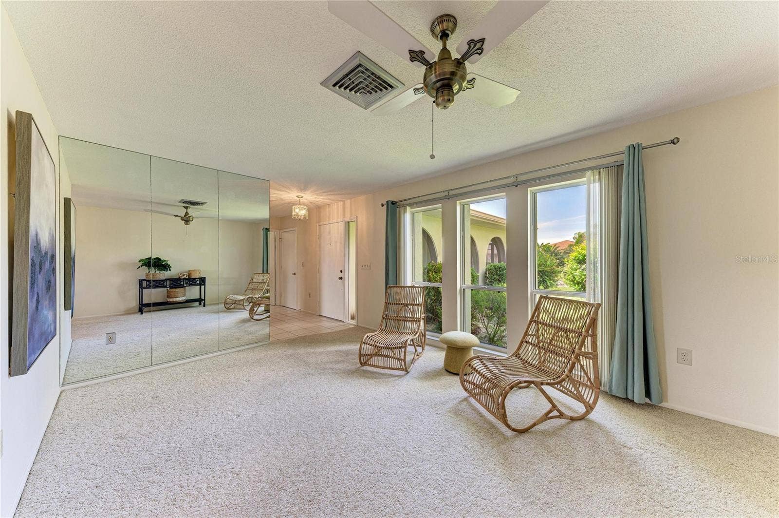 1602 VIKKI COURT, Venice, FL 34293 1602 VIKKI COURT, Venice, FL 34293