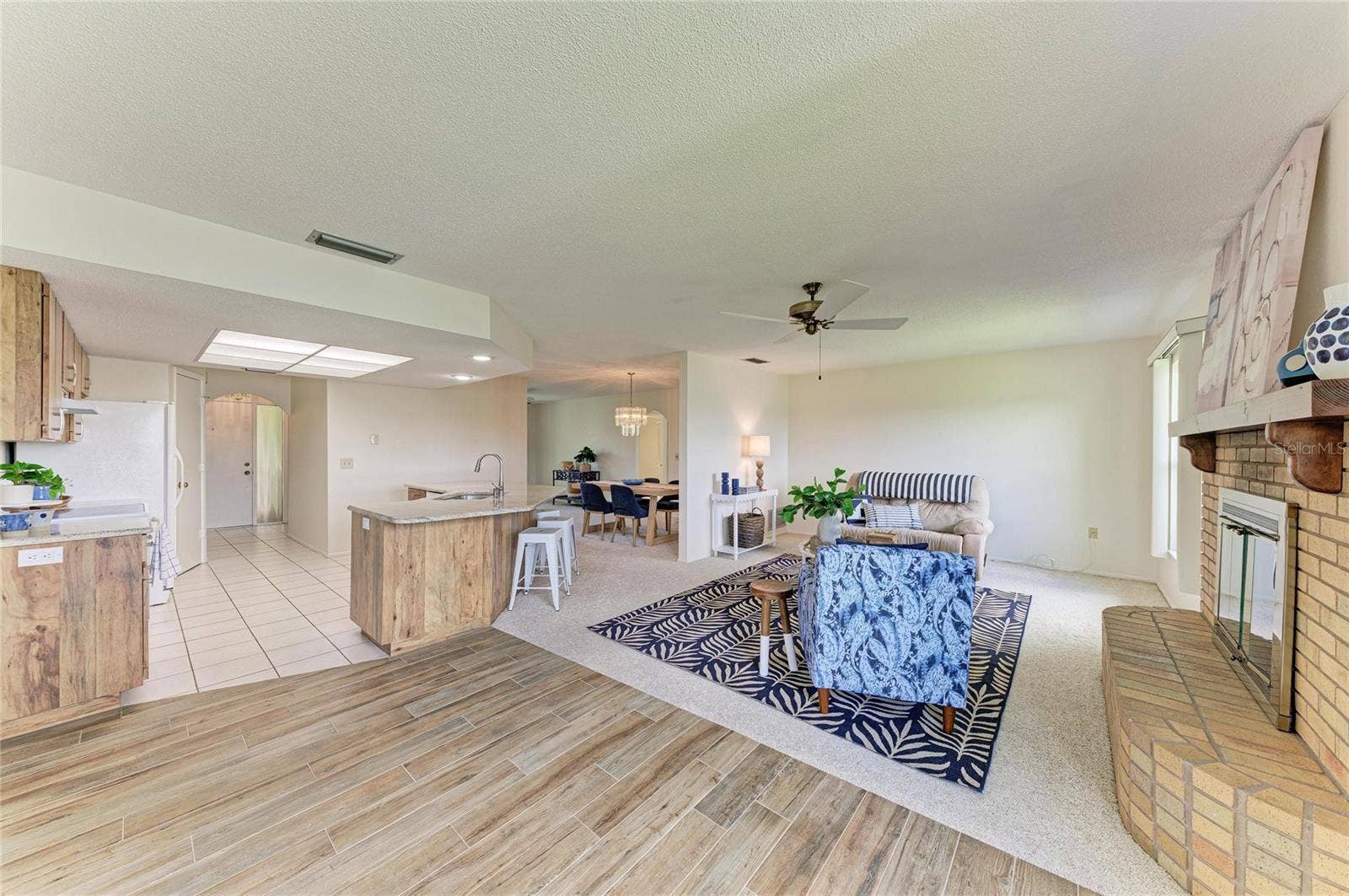 1602 VIKKI COURT, Venice, FL 34293 1602 VIKKI COURT, Venice, FL 34293