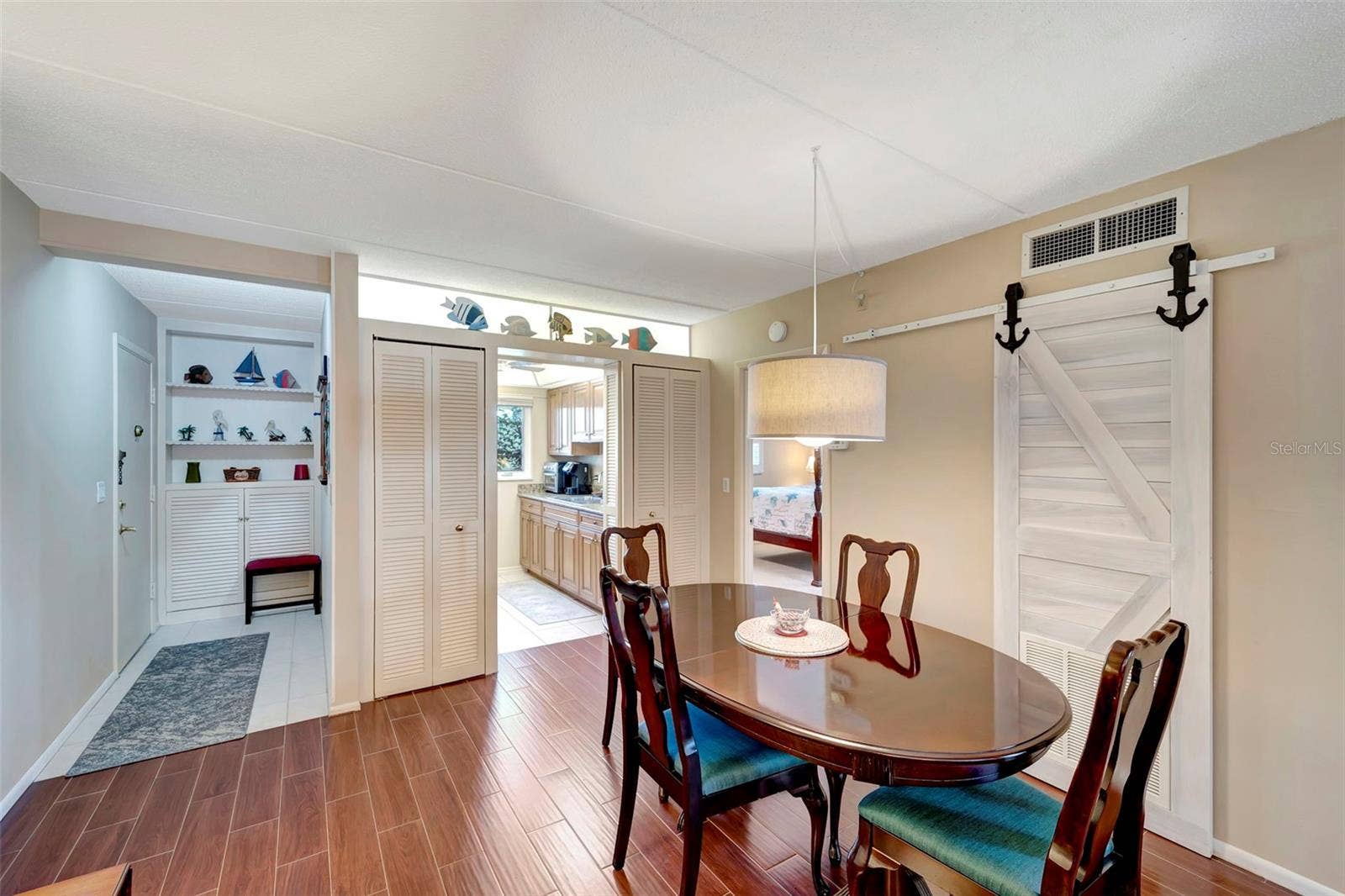 649 TAMIAMI TRAIL S, #107, Venice, FL 34285 649 TAMIAMI TRAIL S, #107, Venice, FL 34285