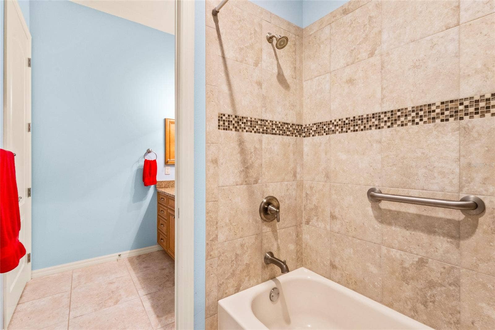 1821 LANCASHIRE DRIVE, Venice, FL 34293 1821 LANCASHIRE DRIVE, Venice, FL 34293