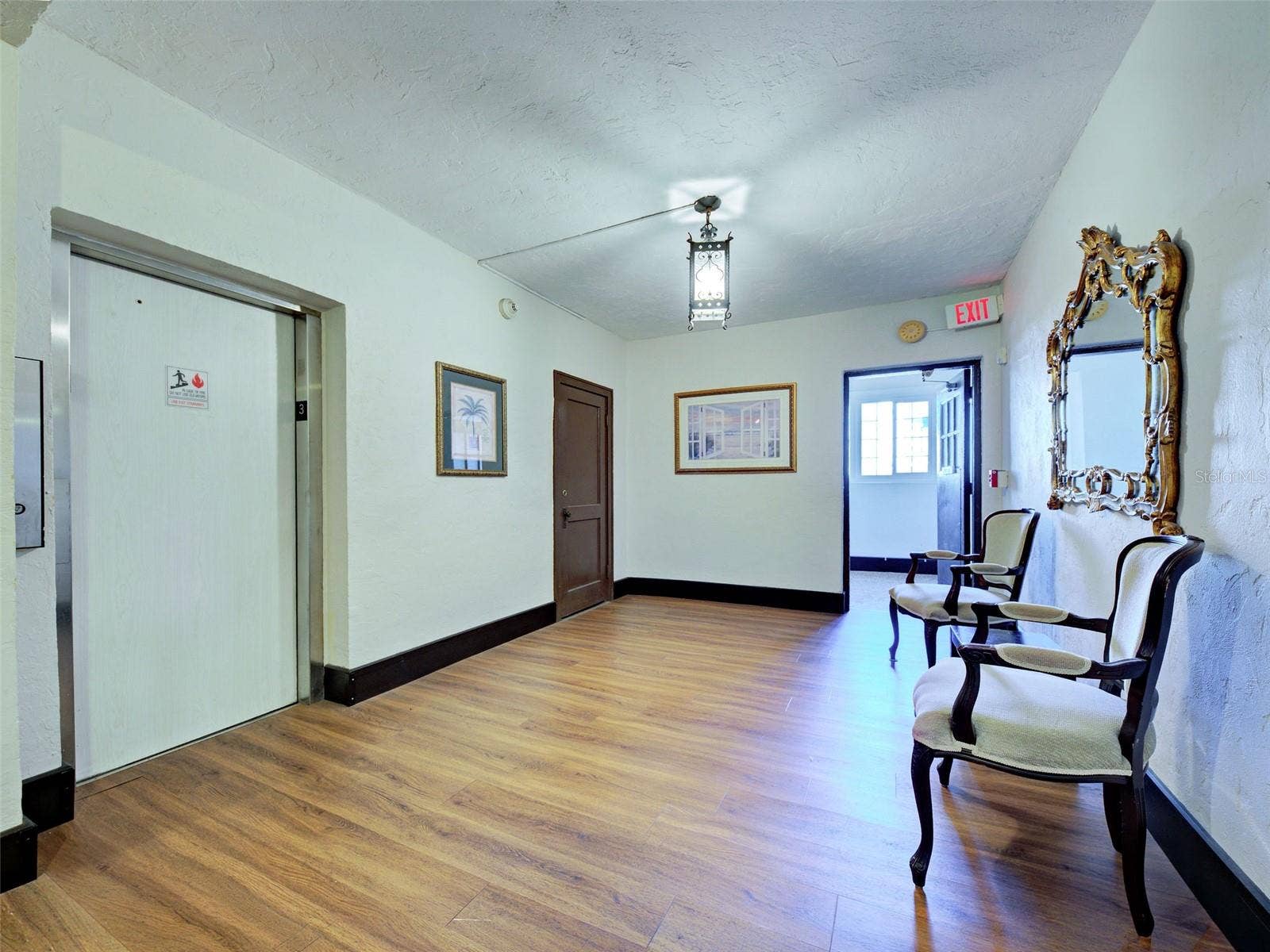 238 TAMPA AVENUE W, #15C/314, Venice, FL 34285 3RD FLOOR LOBBY