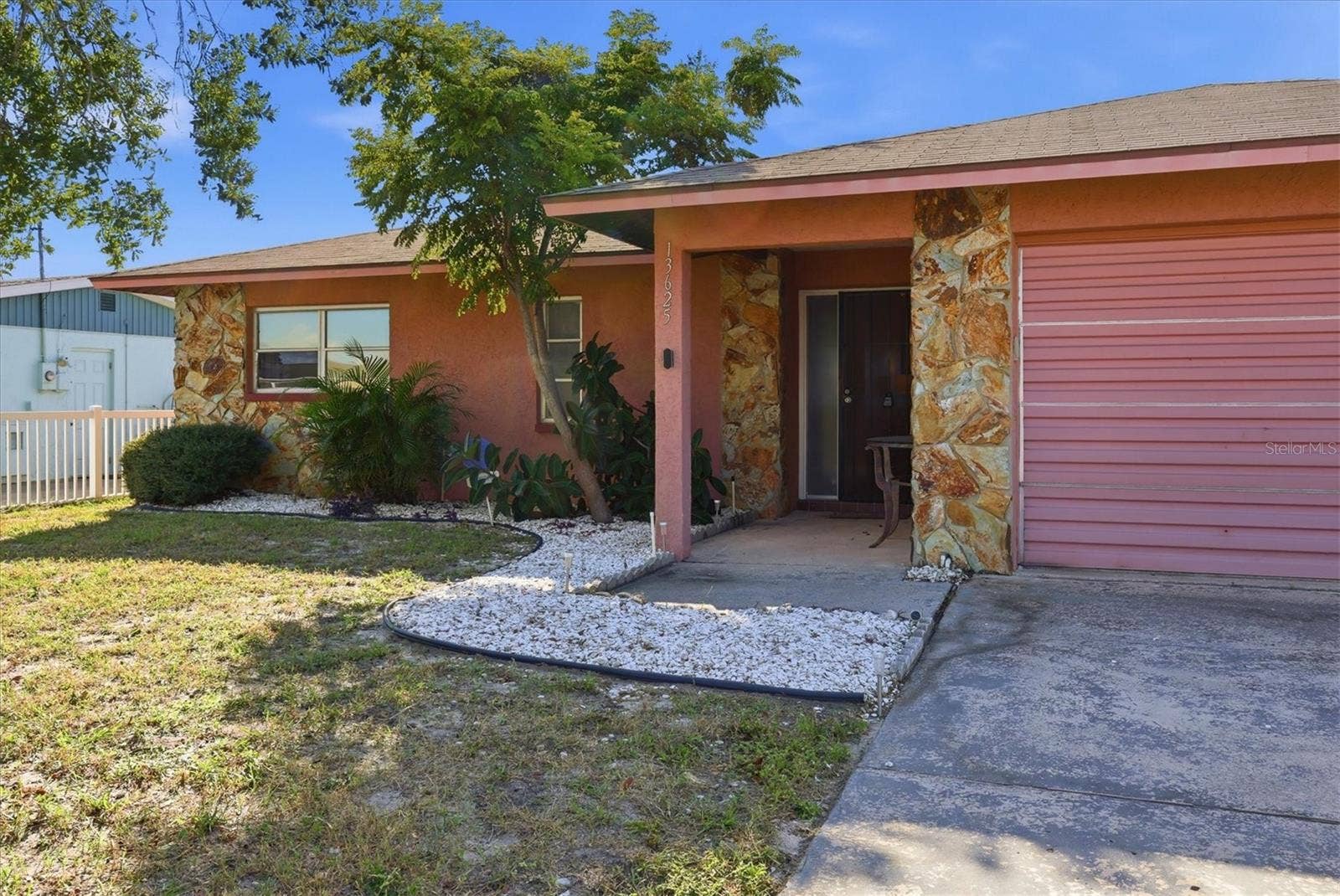 13625 VERONICA DRIVE, Hudson, FL 34667 13625 VERONICA DRIVE, Hudson, FL 34667