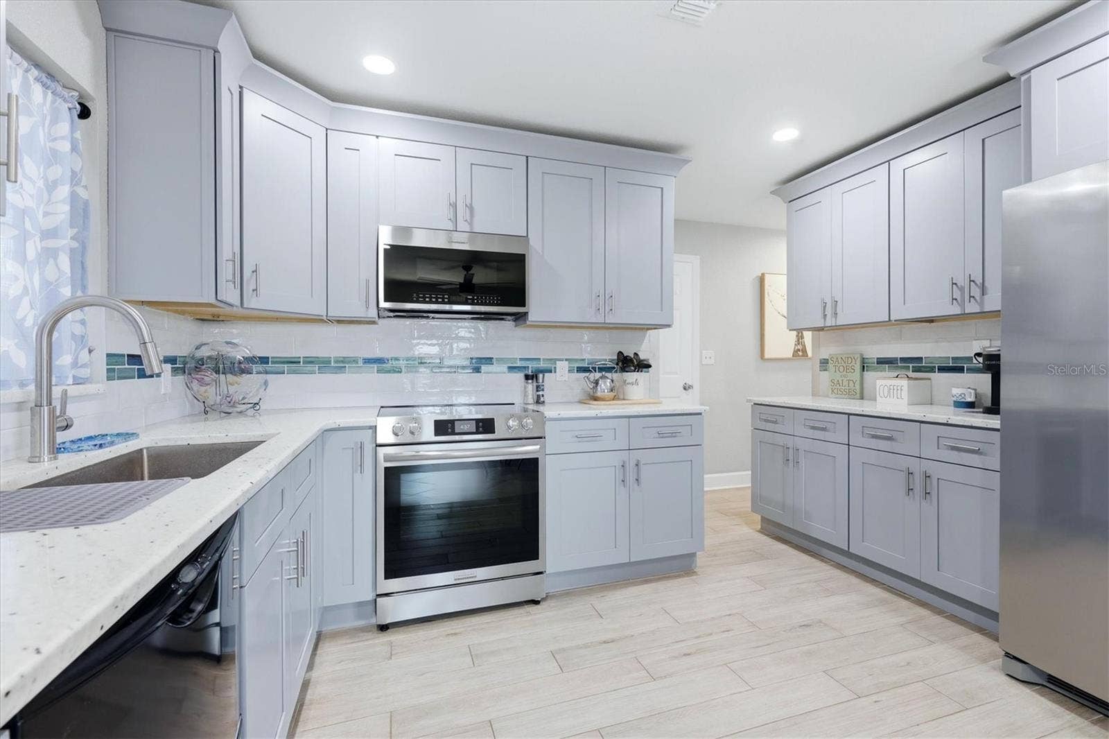 13625 VERONICA DRIVE, Hudson, FL 34667 13625 VERONICA DRIVE, Hudson, FL 34667