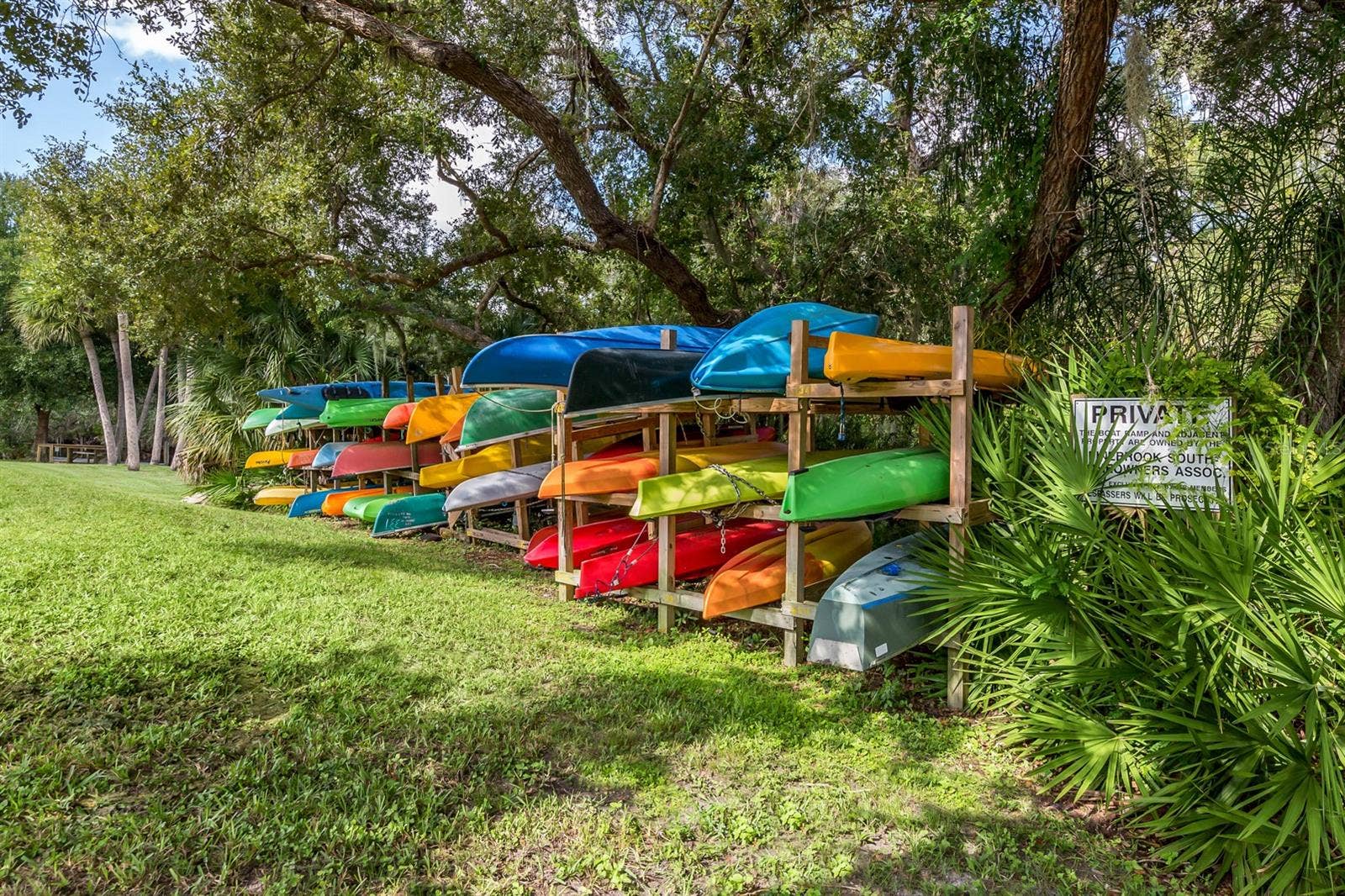 1102 SOUTHLAKE COURT, Venice, FL 34285 1102 SOUTHLAKE COURT, Venice, FL 34285