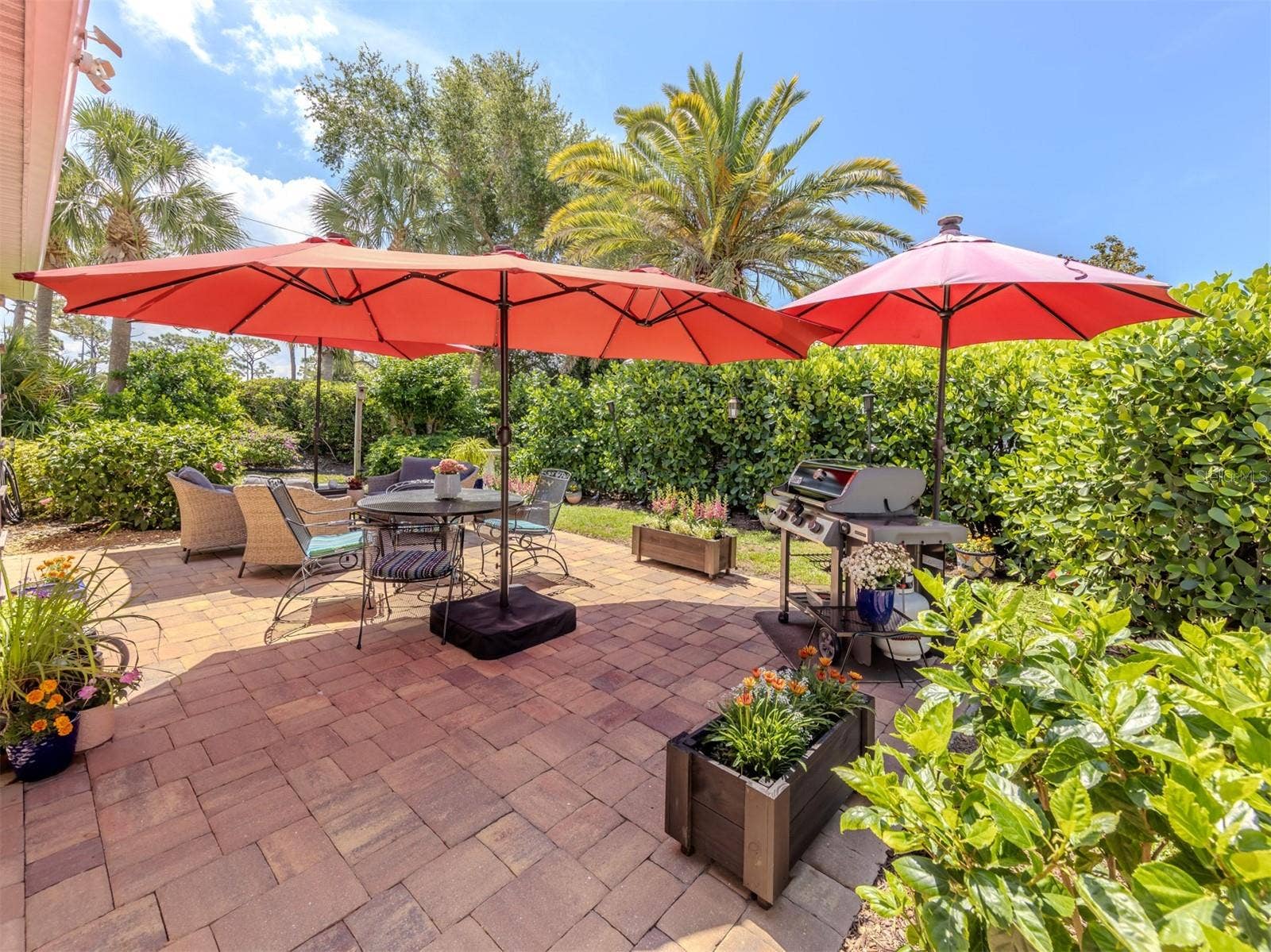1102 SOUTHLAKE COURT, Venice, FL 34285 1102 SOUTHLAKE COURT, Venice, FL 34285