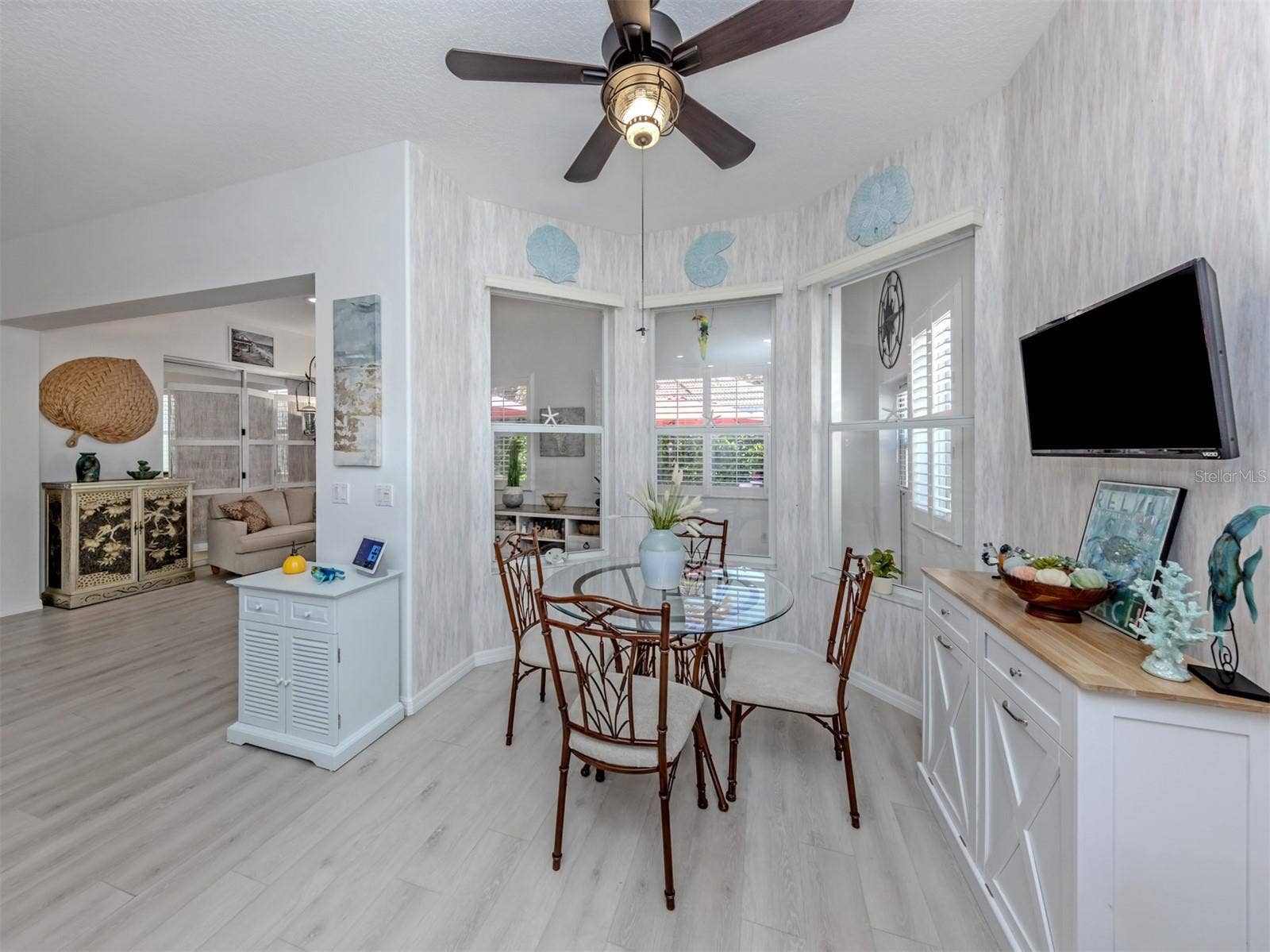 1102 SOUTHLAKE COURT, Venice, FL 34285 1102 SOUTHLAKE COURT, Venice, FL 34285