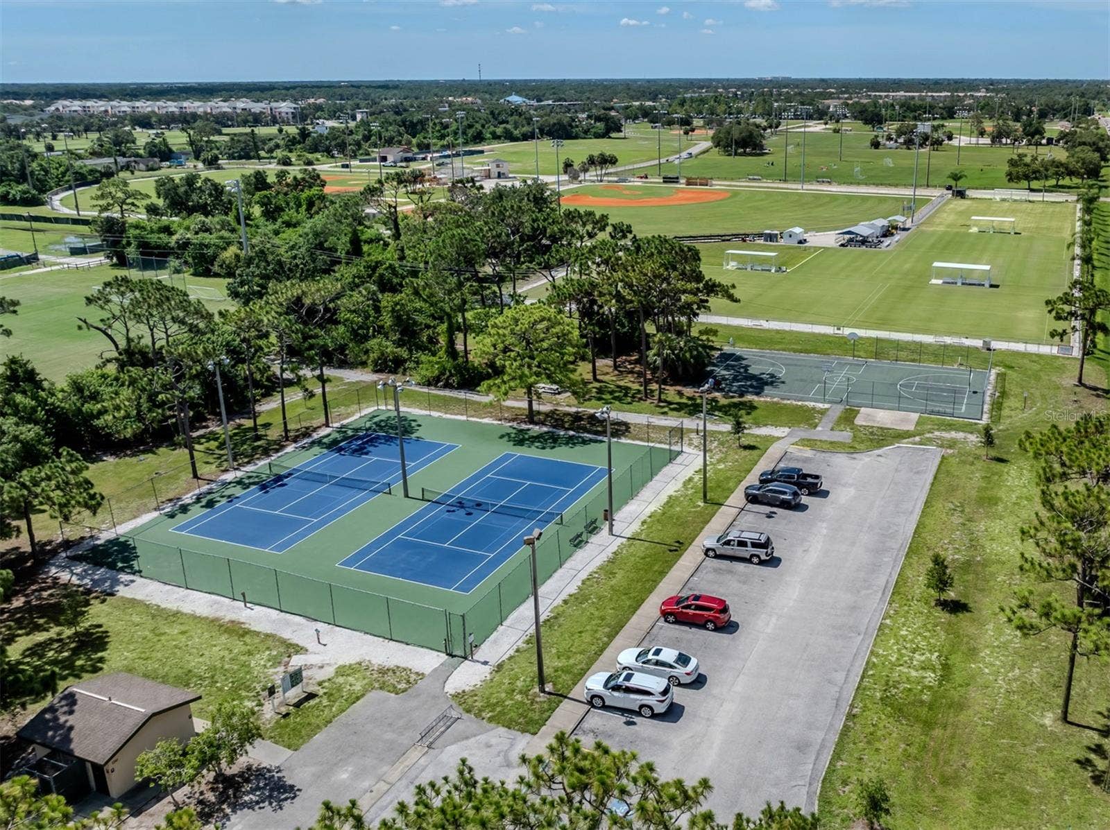 1102 SOUTHLAKE COURT, Venice, FL 34285 1102 SOUTHLAKE COURT, Venice, FL 34285