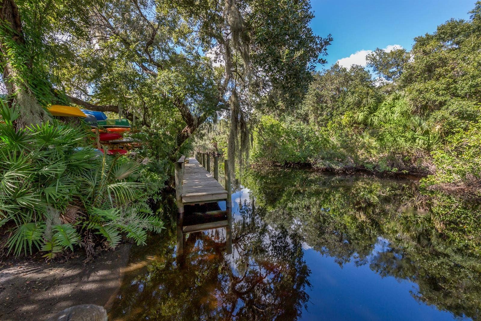 1102 SOUTHLAKE COURT, Venice, FL 34285 1102 SOUTHLAKE COURT, Venice, FL 34285
