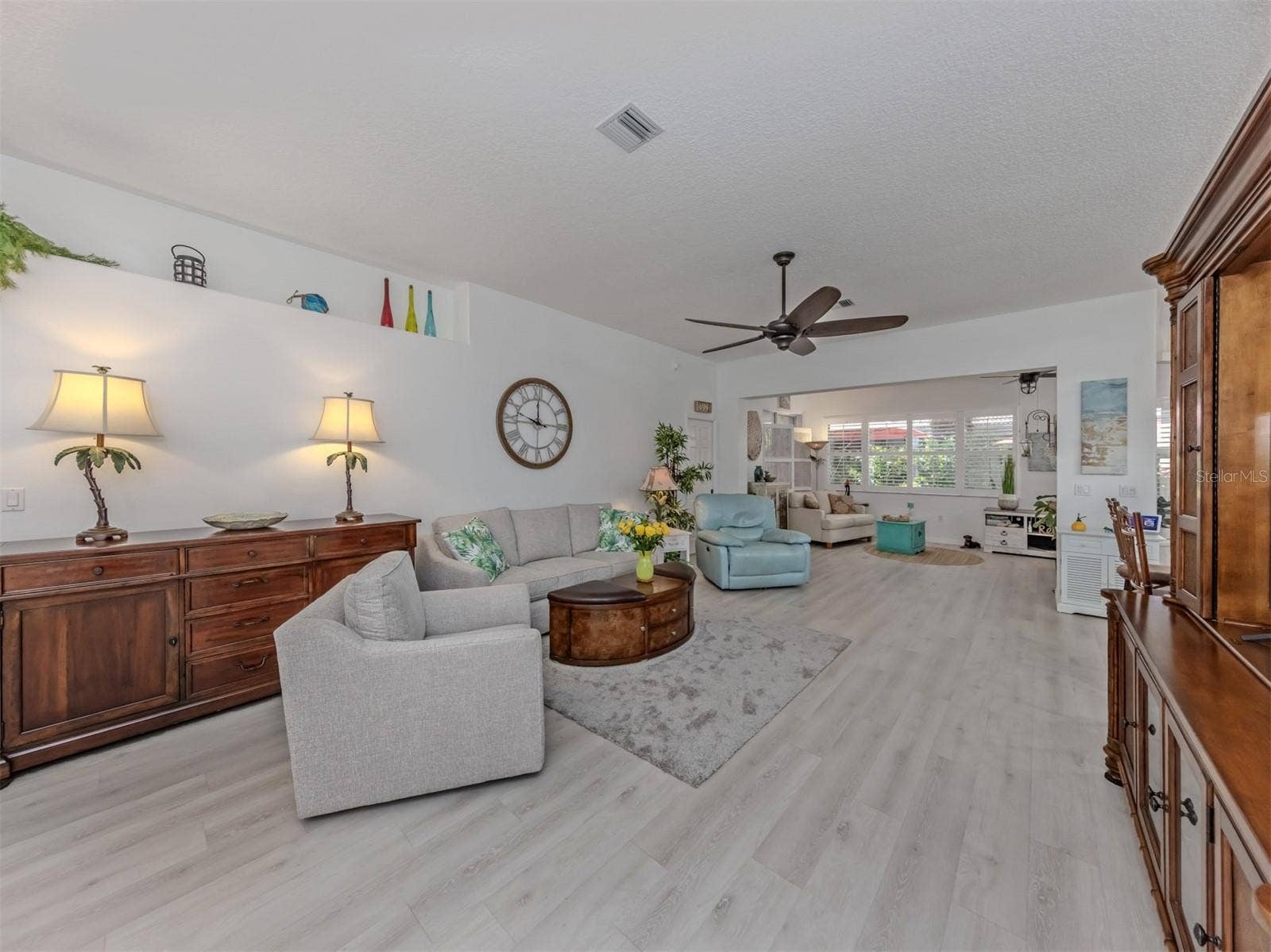 1102 SOUTHLAKE COURT, Venice, FL 34285 1102 SOUTHLAKE COURT, Venice, FL 34285