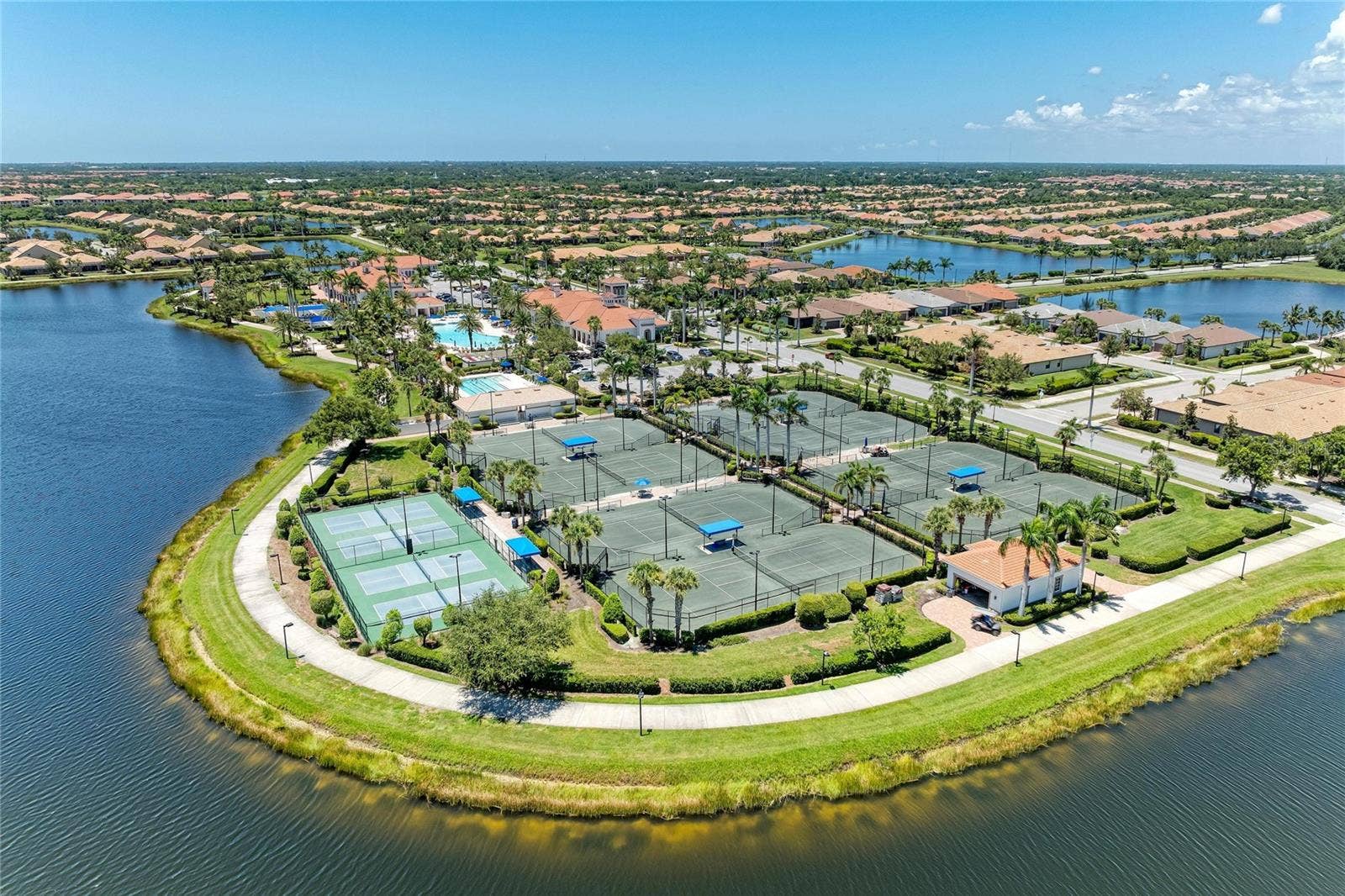 19143 KIRELLA STREET, Venice, FL 34293 19143 KIRELLA STREET, Venice, FL 34293