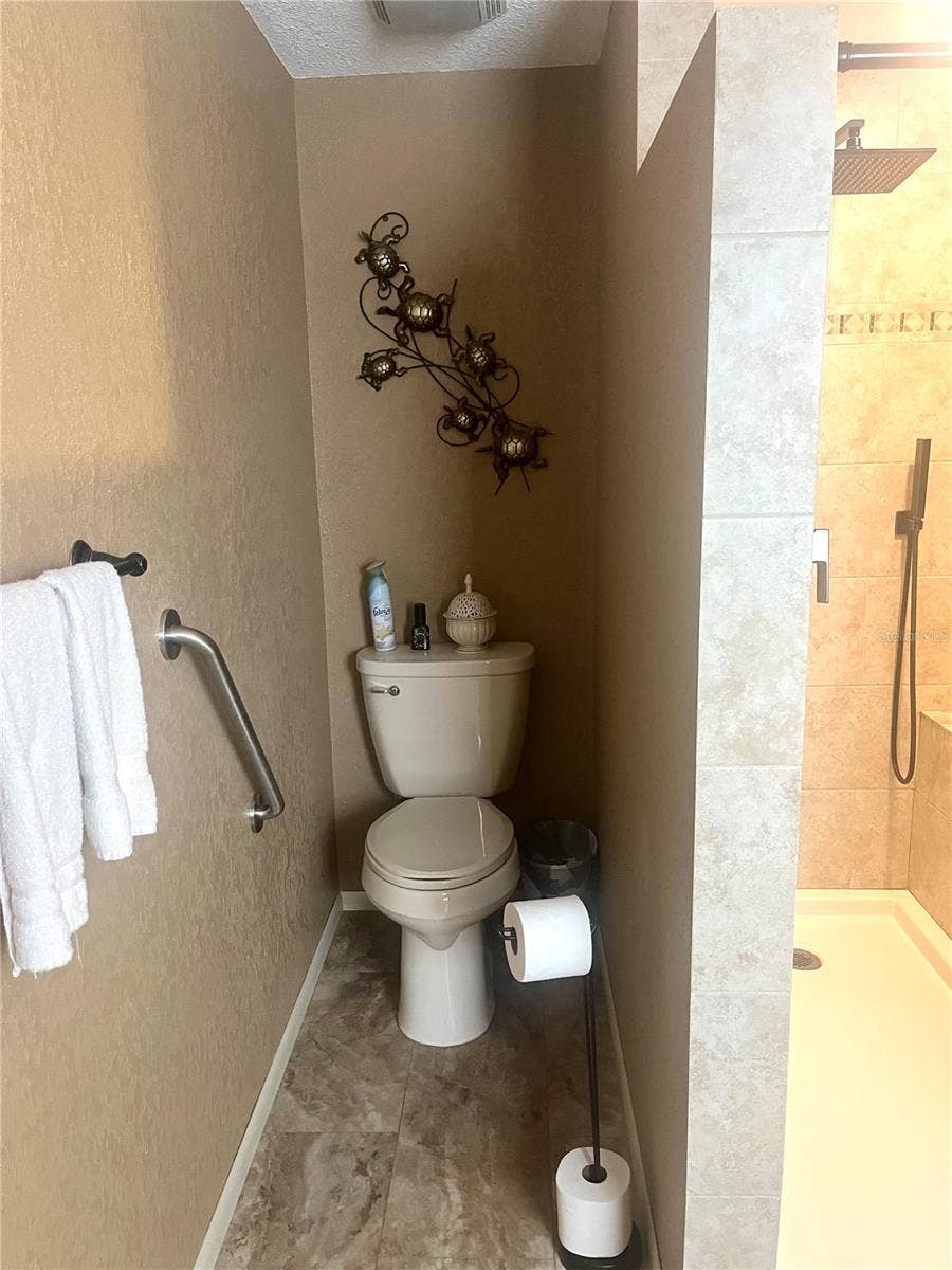 312 MARINER DRIVE, North Port, FL 34287 312 MARINER DRIVE, North Port, FL 34287