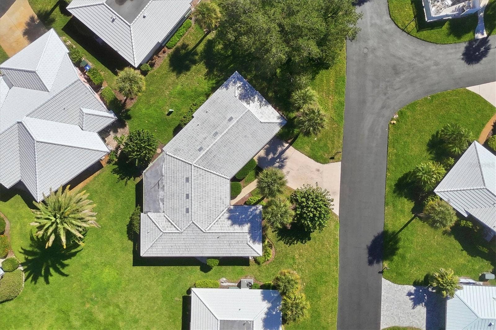 19 OAKWOOD DRIVE N, Englewood, FL 34223