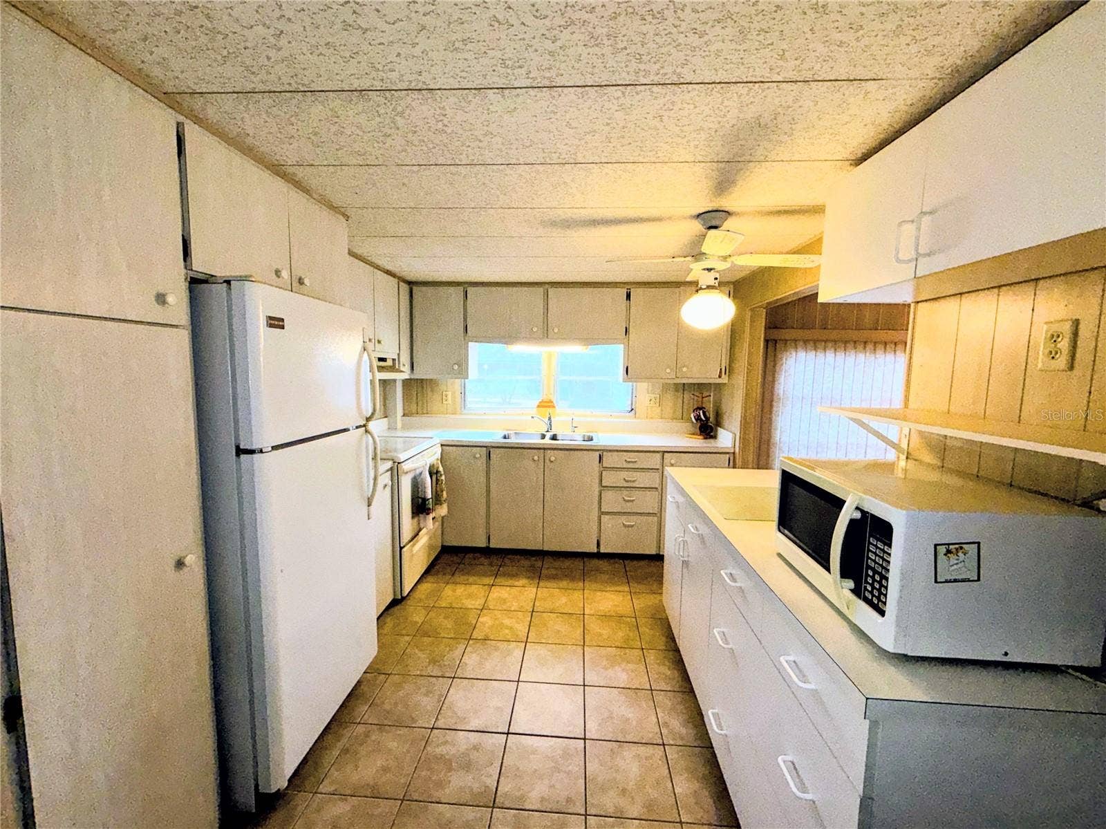 864 S GREEN CIRCLE, Venice, FL 34285 864 S GREEN CIRCLE, Venice, FL 34285