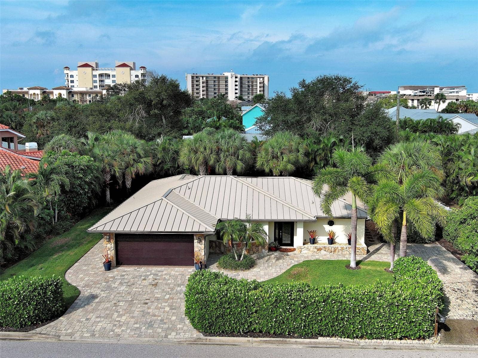 800 OSPREY STREET, Venice, FL 34285 800 OSPREY STREET, Venice, FL 34285