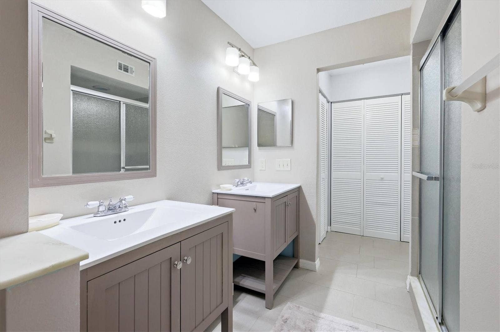 427 CERROMAR LANE, #356, Venice, FL 34293 427 CERROMAR LANE, #356, Venice, FL 34293