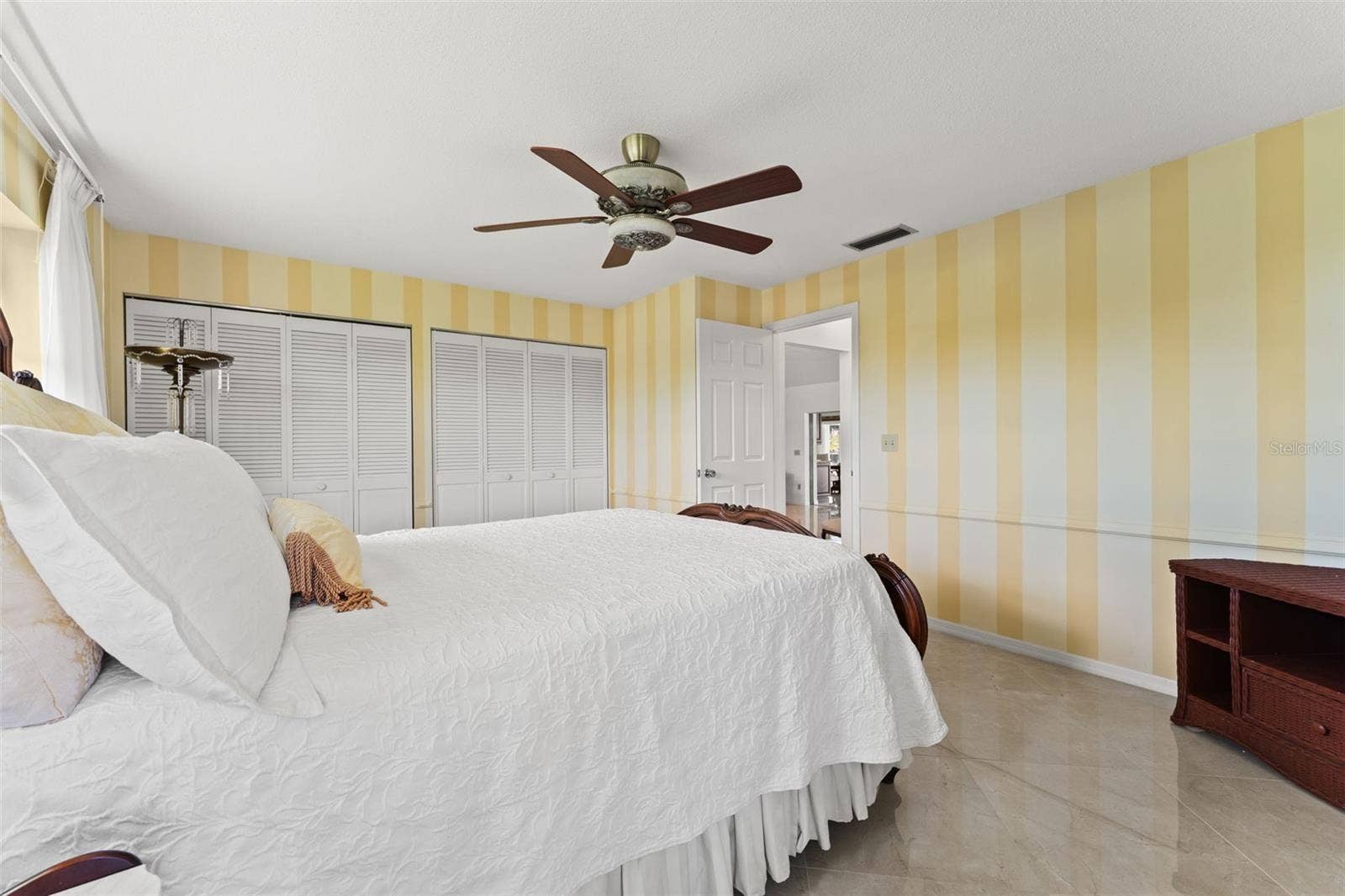 966 N DORAL LANE, Venice, FL 34293 Dual closet