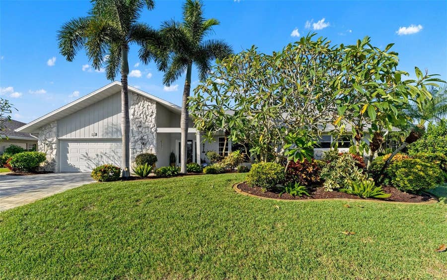 Property photo for 966 N DORAL LANE, Venice, FL