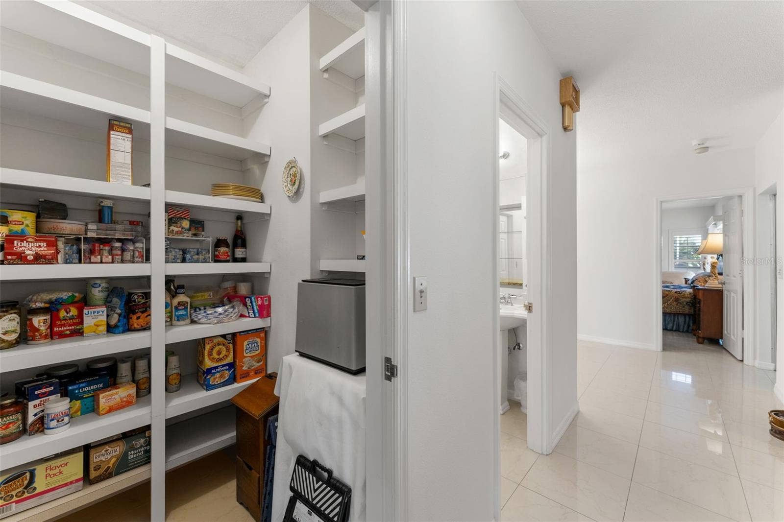 966 N DORAL LANE, Venice, FL 34293 Pantry