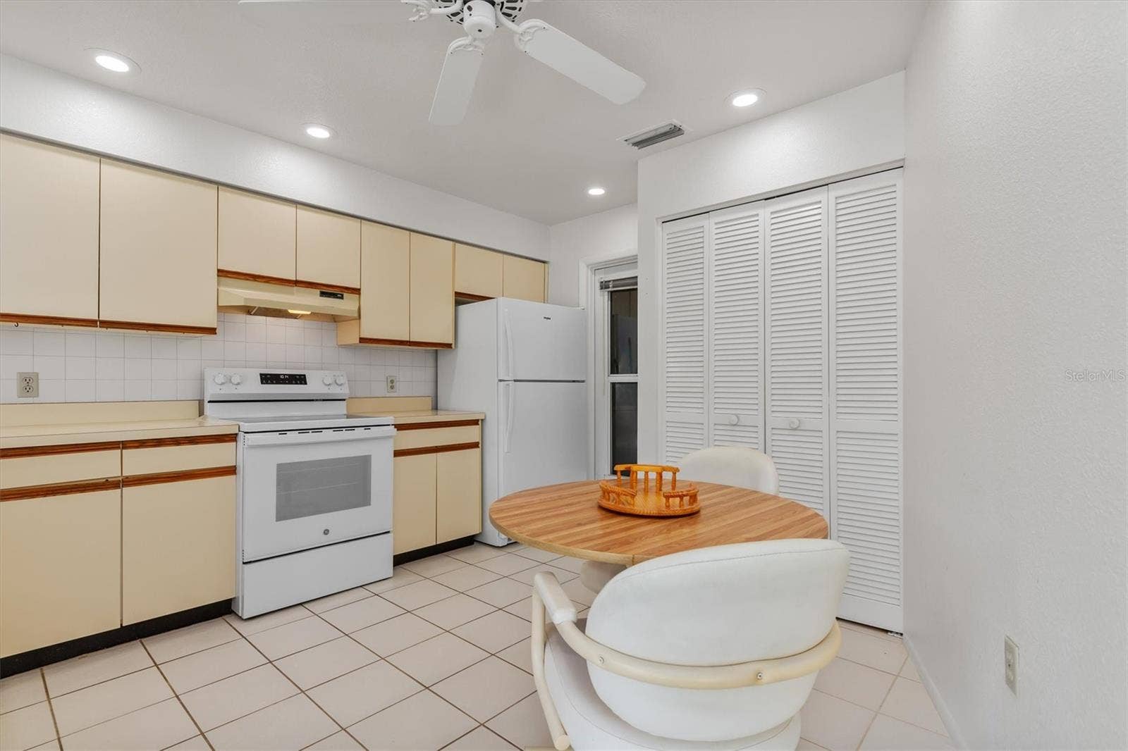 602 DOGWOOD AVENUE, #117, Englewood, FL 34223 602 DOGWOOD AVENUE, #117, Englewood, FL 34223