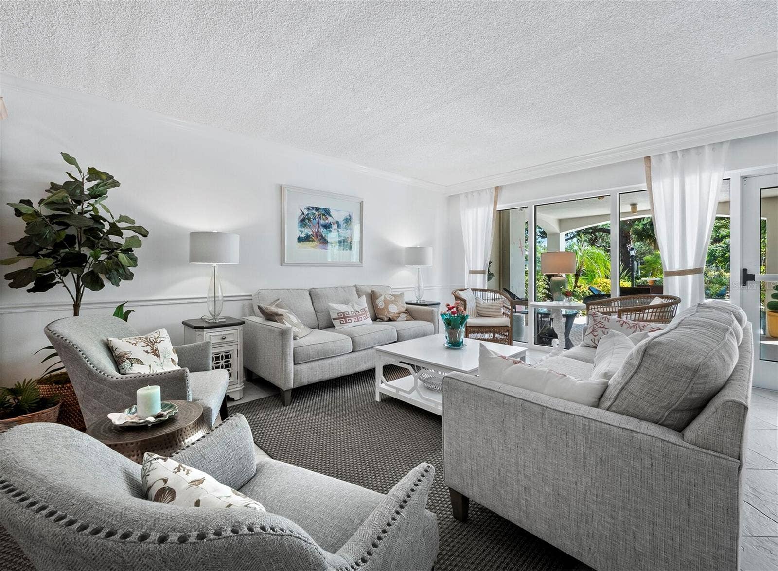 512 W VENICE AVENUE, #607, Venice, FL 34285 Lobby
