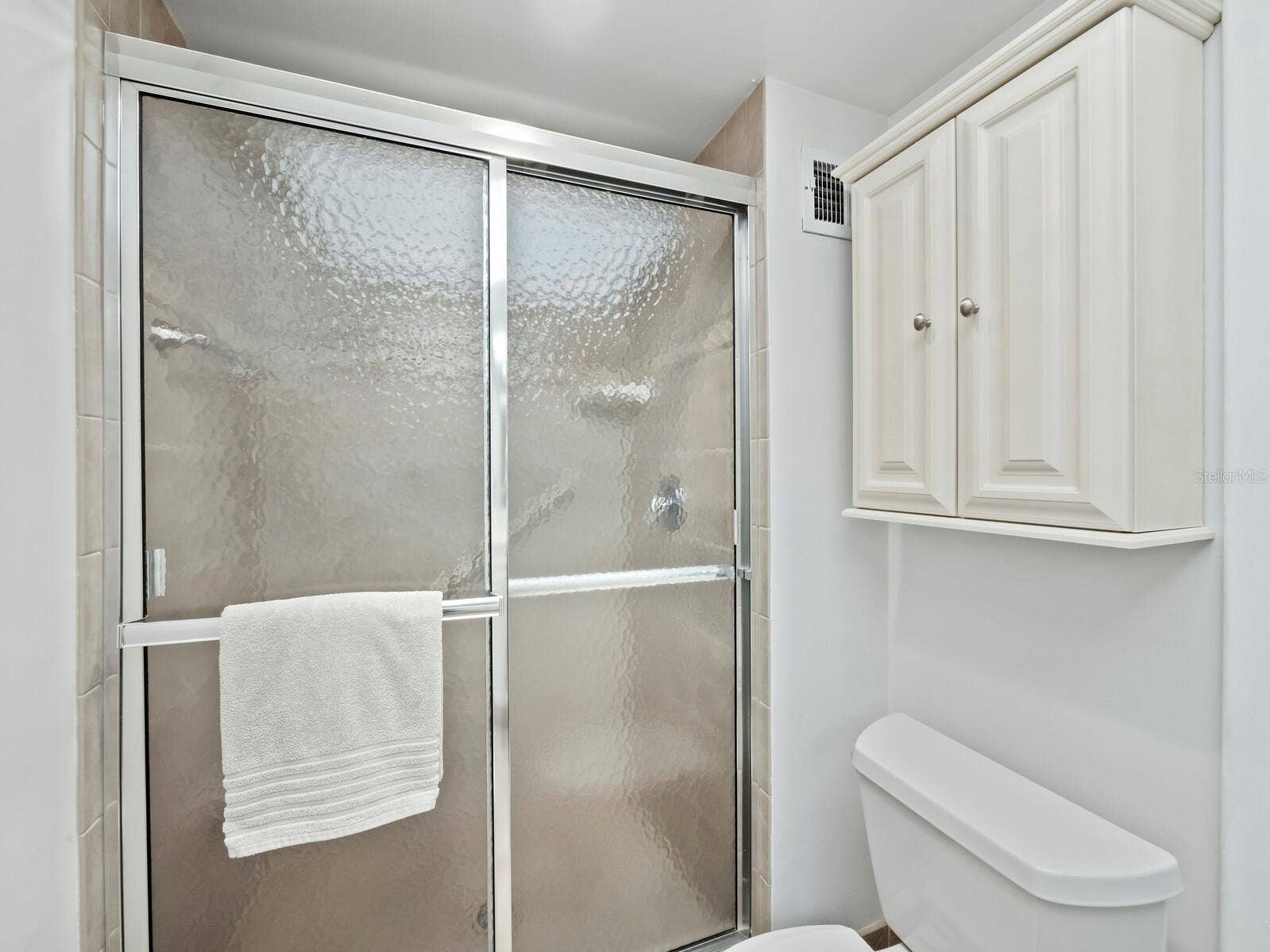 512 W VENICE AVENUE, #607, Venice, FL 34285 Primary bathroom