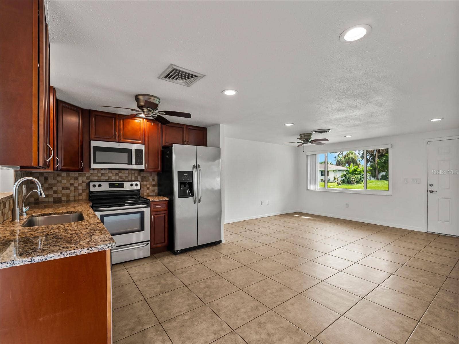 310 GRANT ROAD, Venice, FL 34293 310 GRANT ROAD, Venice, FL 34293