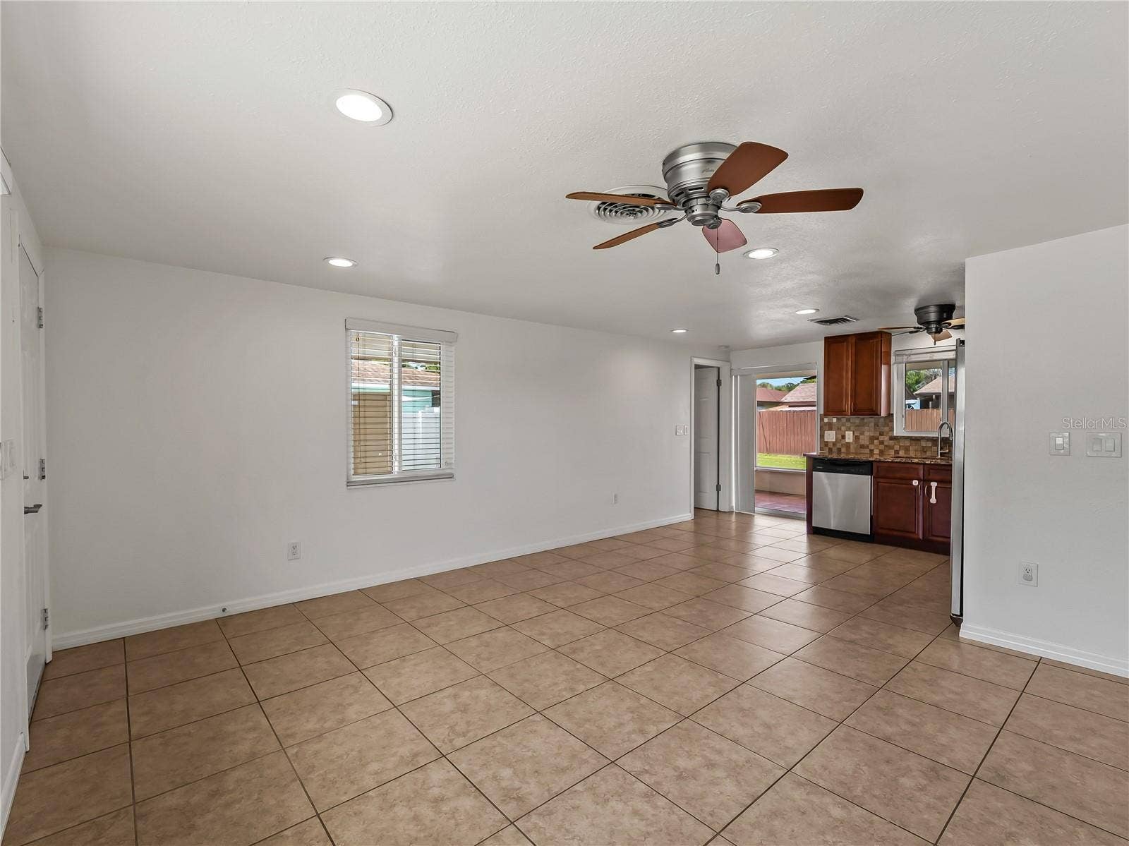 310 GRANT ROAD, Venice, FL 34293 310 GRANT ROAD, Venice, FL 34293
