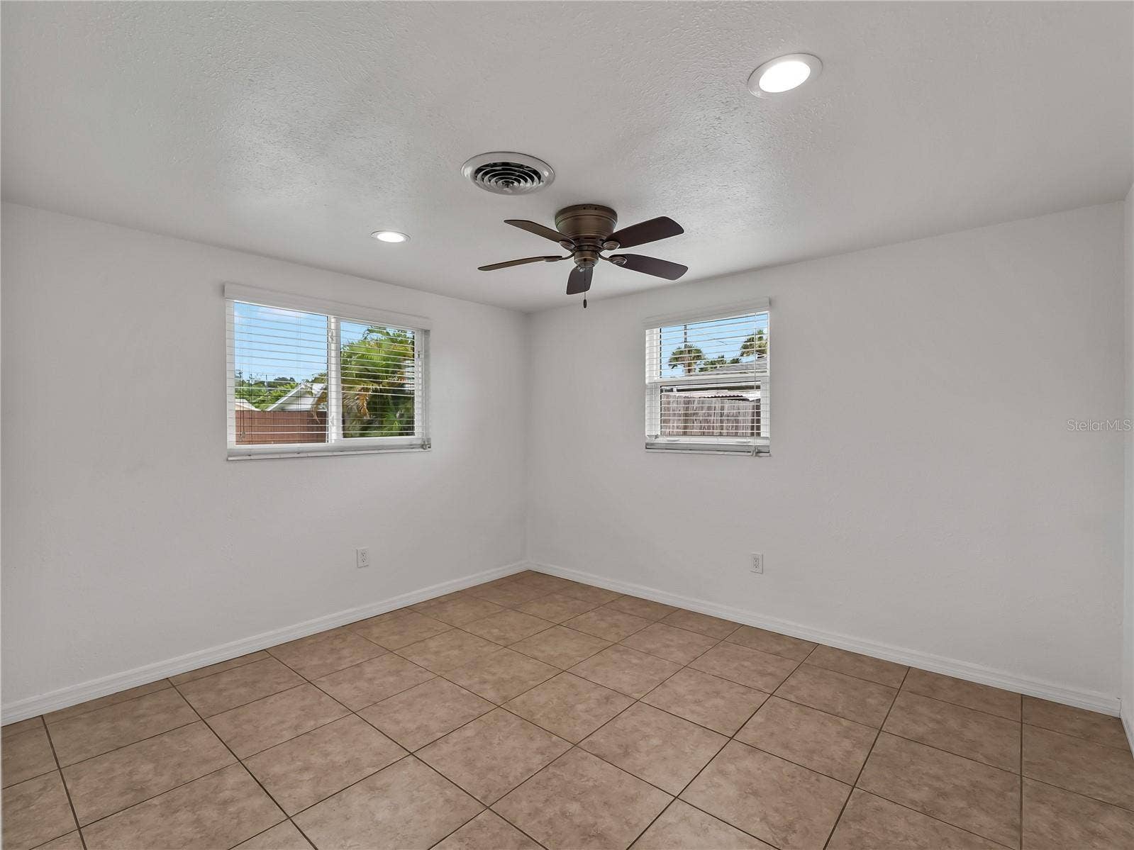 310 GRANT ROAD, Venice, FL 34293 310 GRANT ROAD, Venice, FL 34293
