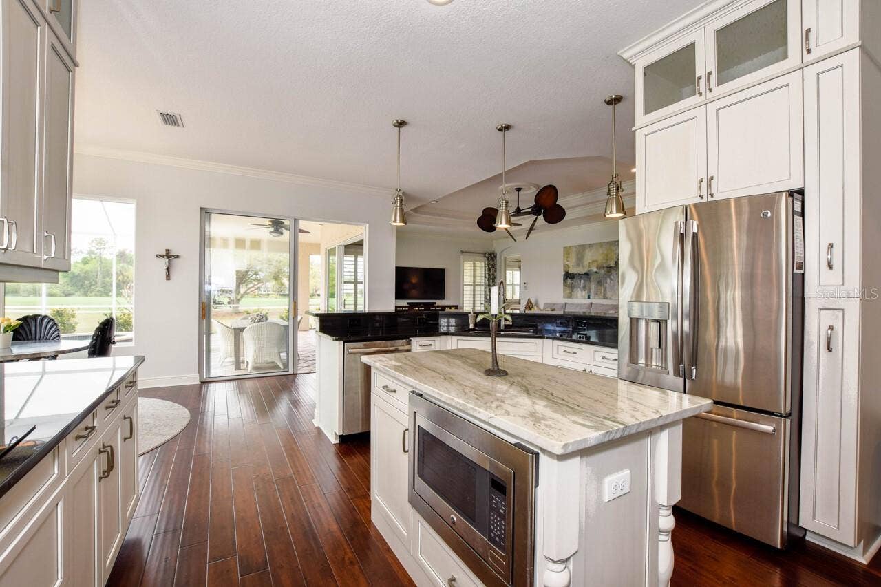 1580 LANCASHIRE DRIVE, Venice, FL 34293 1580 LANCASHIRE DRIVE, Venice, FL 34293
