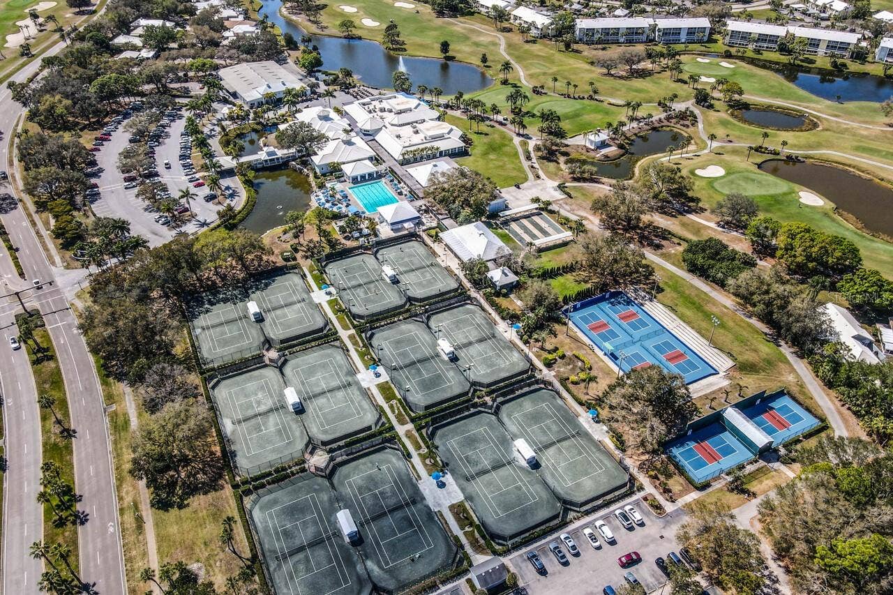 1580 LANCASHIRE DRIVE, Venice, FL 34293 1580 LANCASHIRE DRIVE, Venice, FL 34293
