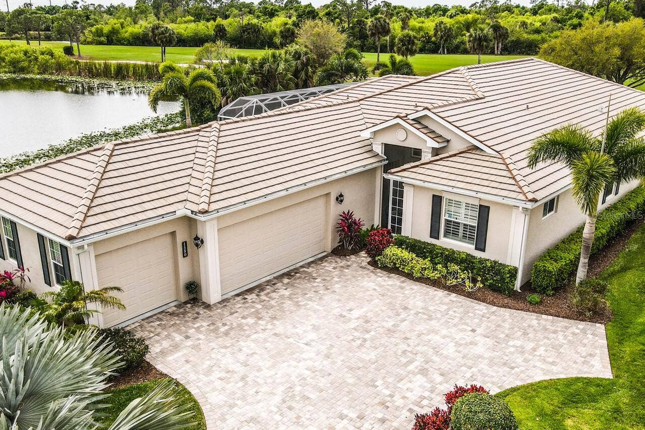 1580 LANCASHIRE DRIVE, Venice, FL 34293 1580 LANCASHIRE DRIVE, Venice, FL 34293