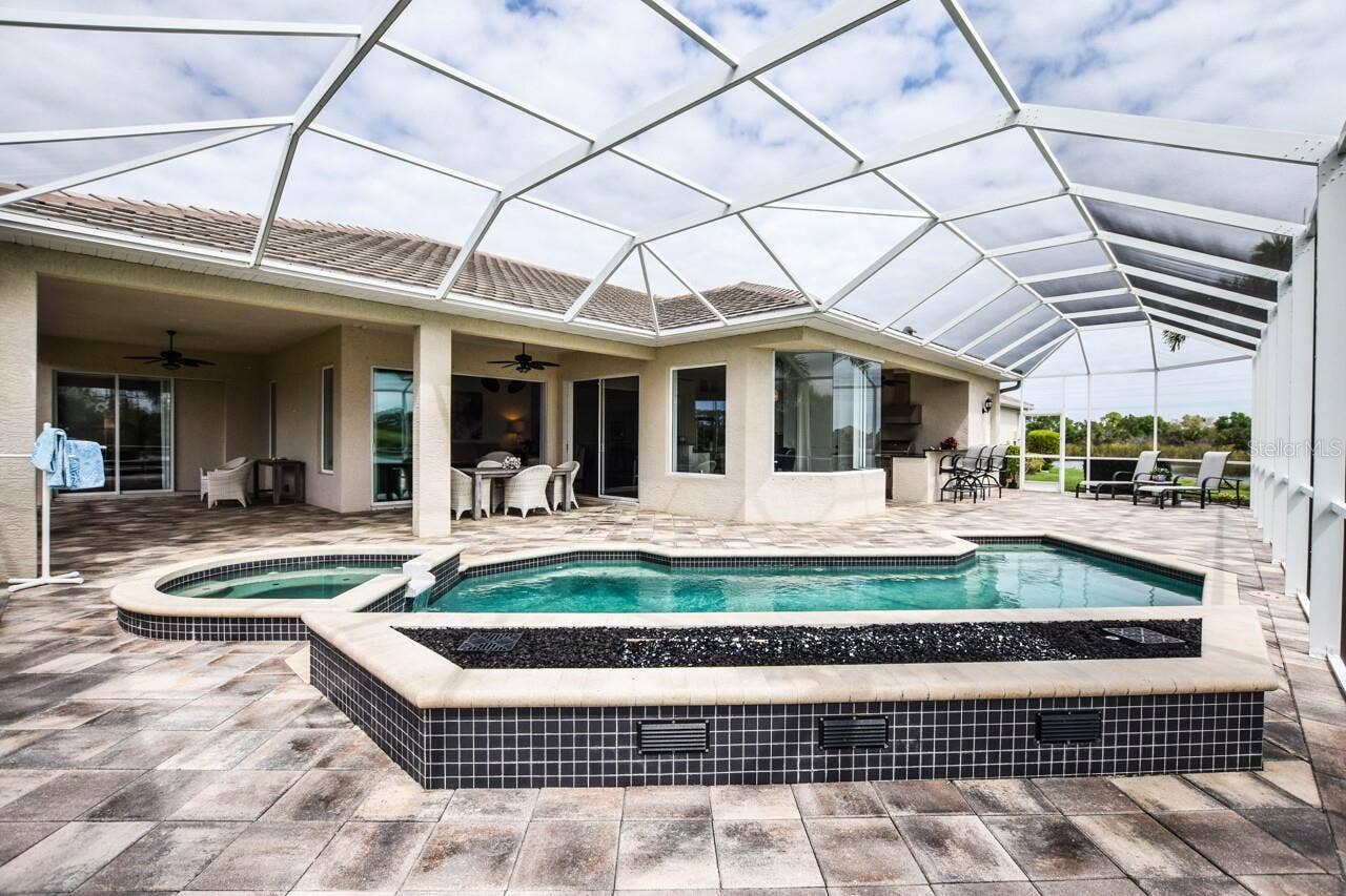 1580 LANCASHIRE DRIVE, Venice, FL 34293 1580 LANCASHIRE DRIVE, Venice, FL 34293