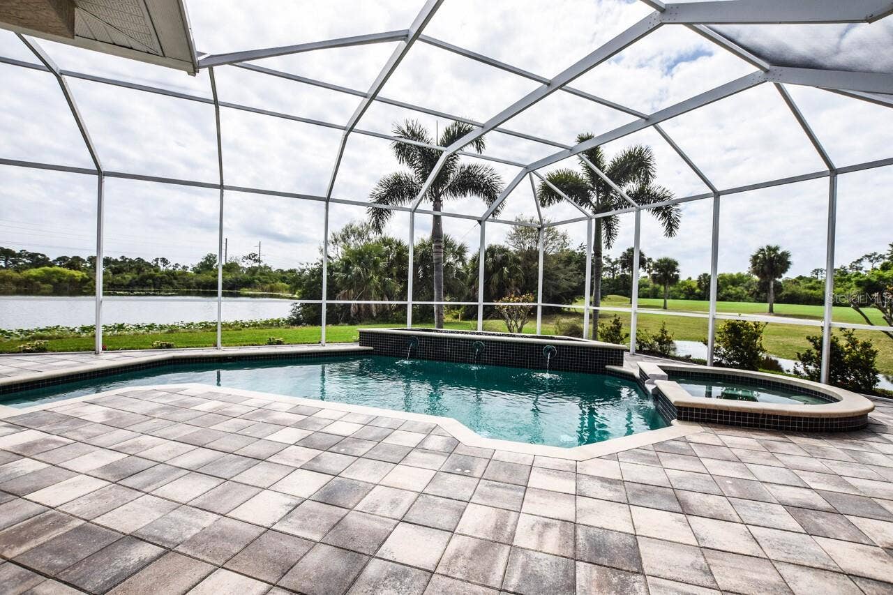 1580 LANCASHIRE DRIVE, Venice, FL 34293 1580 LANCASHIRE DRIVE, Venice, FL 34293