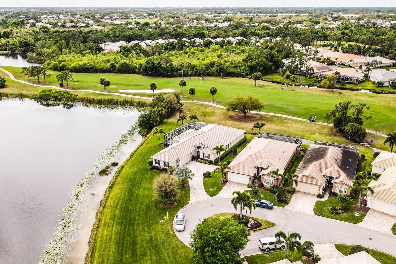 1580 LANCASHIRE DRIVE, Venice, FL 34293 1580 LANCASHIRE DRIVE, Venice, FL 34293