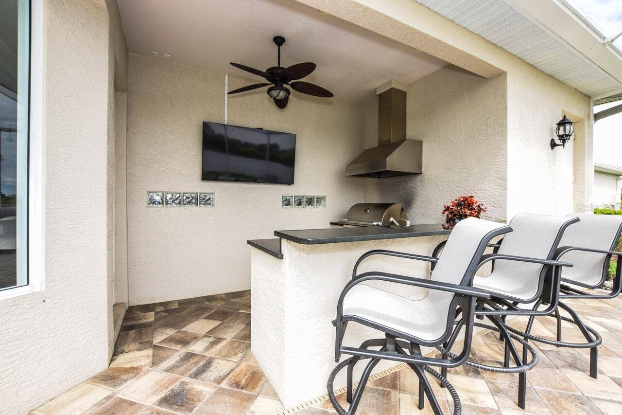 1580 LANCASHIRE DRIVE, Venice, FL 34293 1580 LANCASHIRE DRIVE, Venice, FL 34293